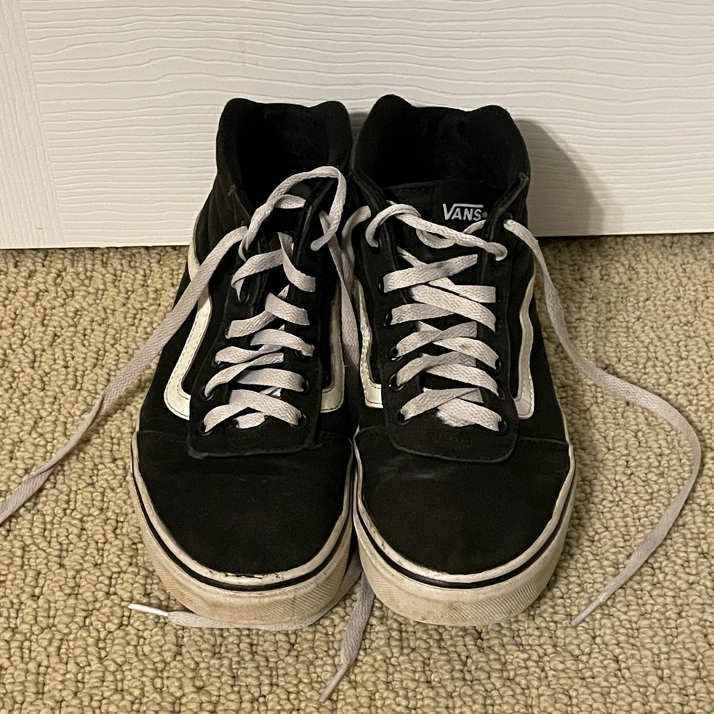 Vans OldSkool Women’s Shoes Size 9 Like New